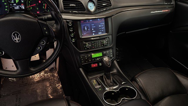Used 2012 Maserati GranTurismo MC RWD image 5