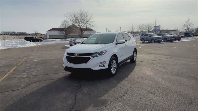 Used 2020 Chevrolet Equinox LT w/ Driver Convenience Package image 2