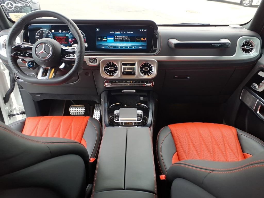 Used 2025 Mercedes-Benz G 63 AMG 4MATIC image 30
