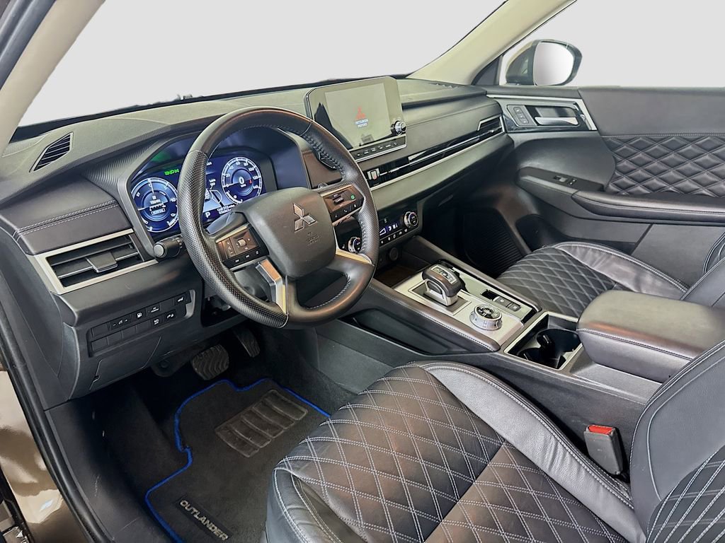 Used 2023 Mitsubishi Outlander SEL image 7