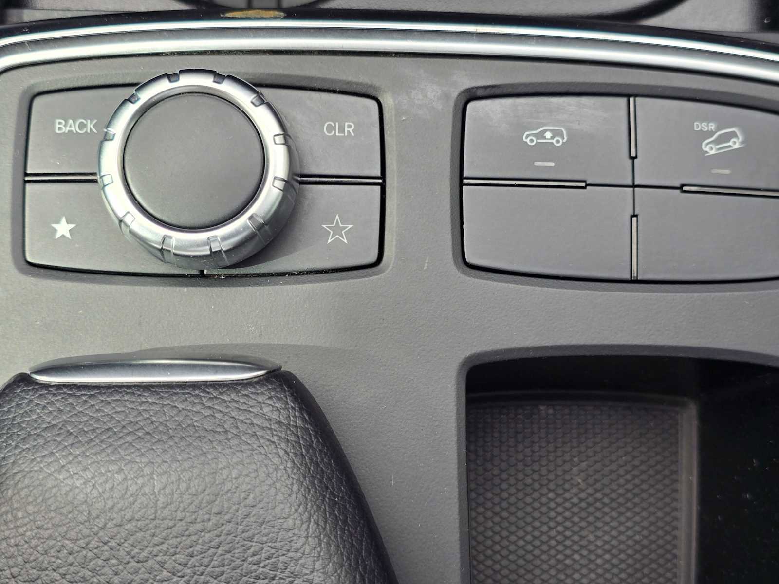 Used 2015 Mercedes-Benz GL 450 4MATIC image 38