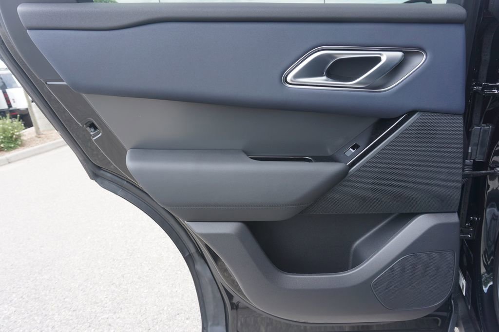 New 2026 Land Rover Range Rover Velar S image 28