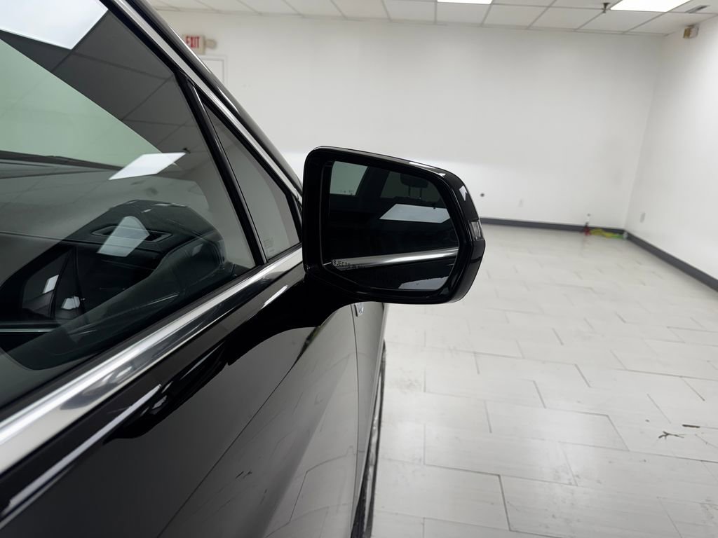 Used 2023 Cadillac XT5 Luxury image 33
