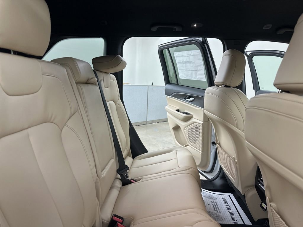 New 2025 Jeep Grand Cherokee Limited image 25