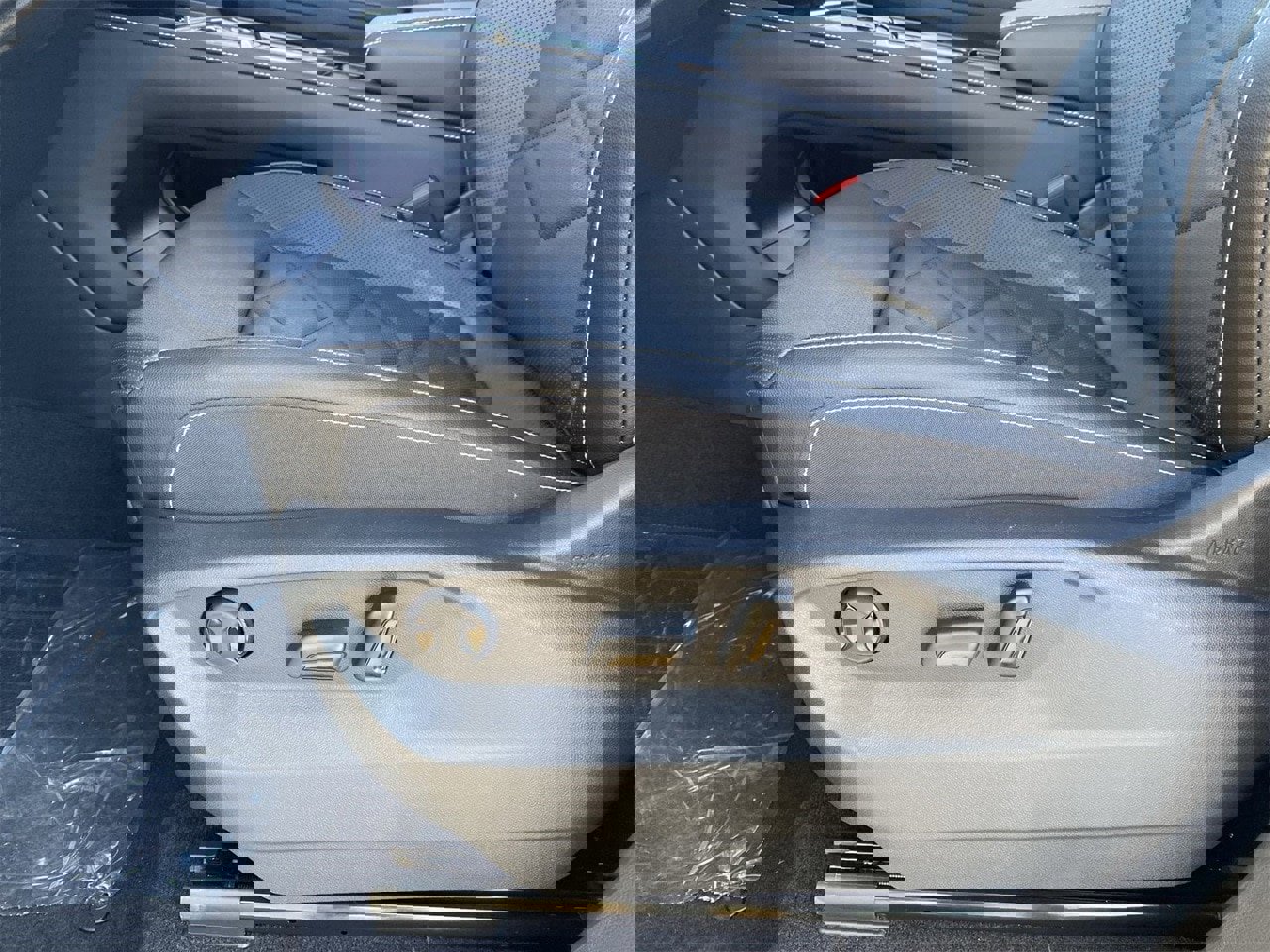 New 2026 Volkswagen Atlas SE image 16