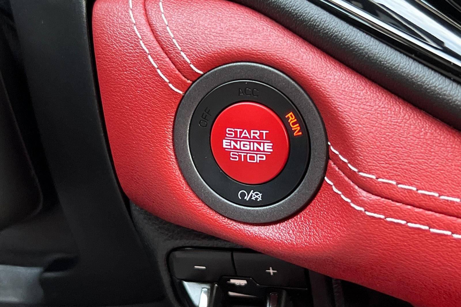 Used 2024 Dodge Durango SRT Hellcat image 24