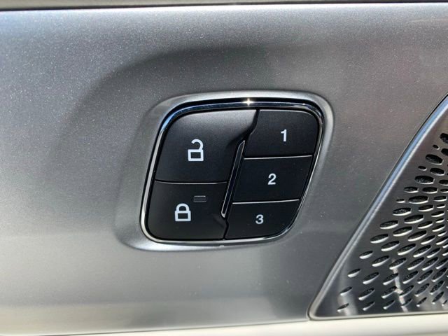 New 2025 Lincoln Nautilus Black Label w/ Jet Appearance Package image 15