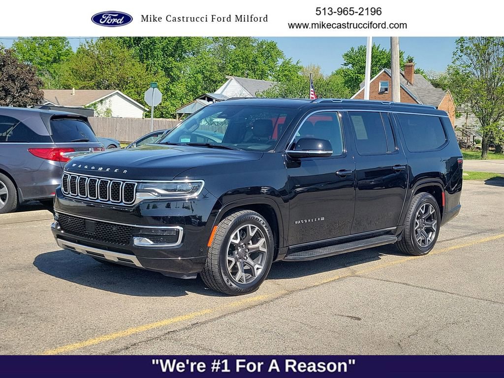 Used 2024 Jeep Wagoneer L Series III w/ Flexible Seating Group AWD/4WD image 1