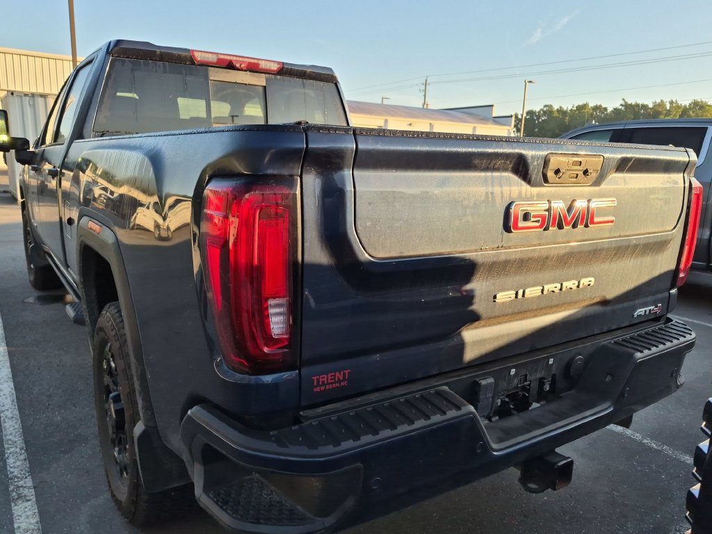 Used 2022 GMC Sierra 2500 AT4 w/ AT4 Premium Plus Package AWD/4WD image 6
