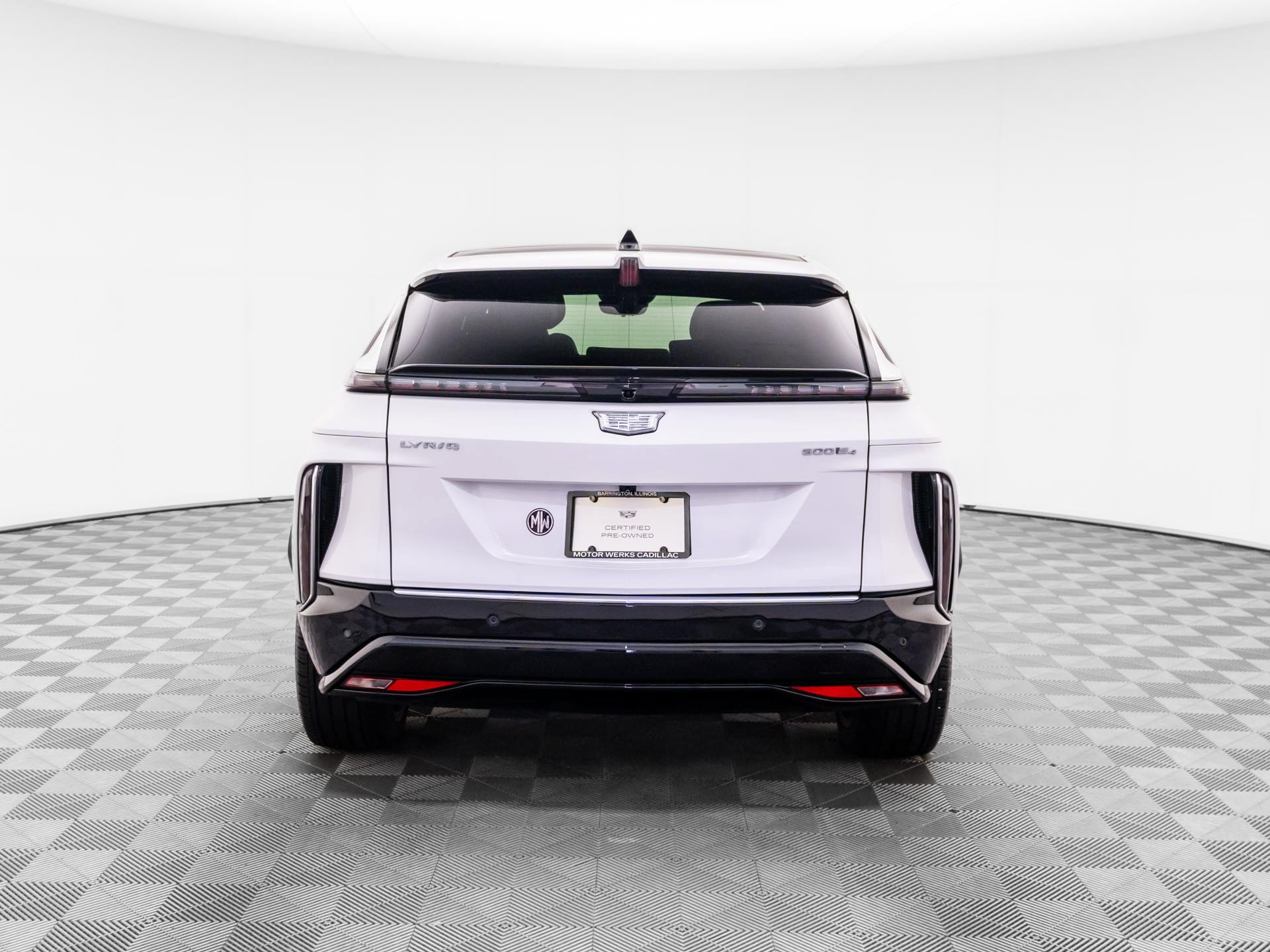 Certified 2025 Cadillac Lyriq Luxury w/ LPO, Floor Liner Package AWD/4WD image 5