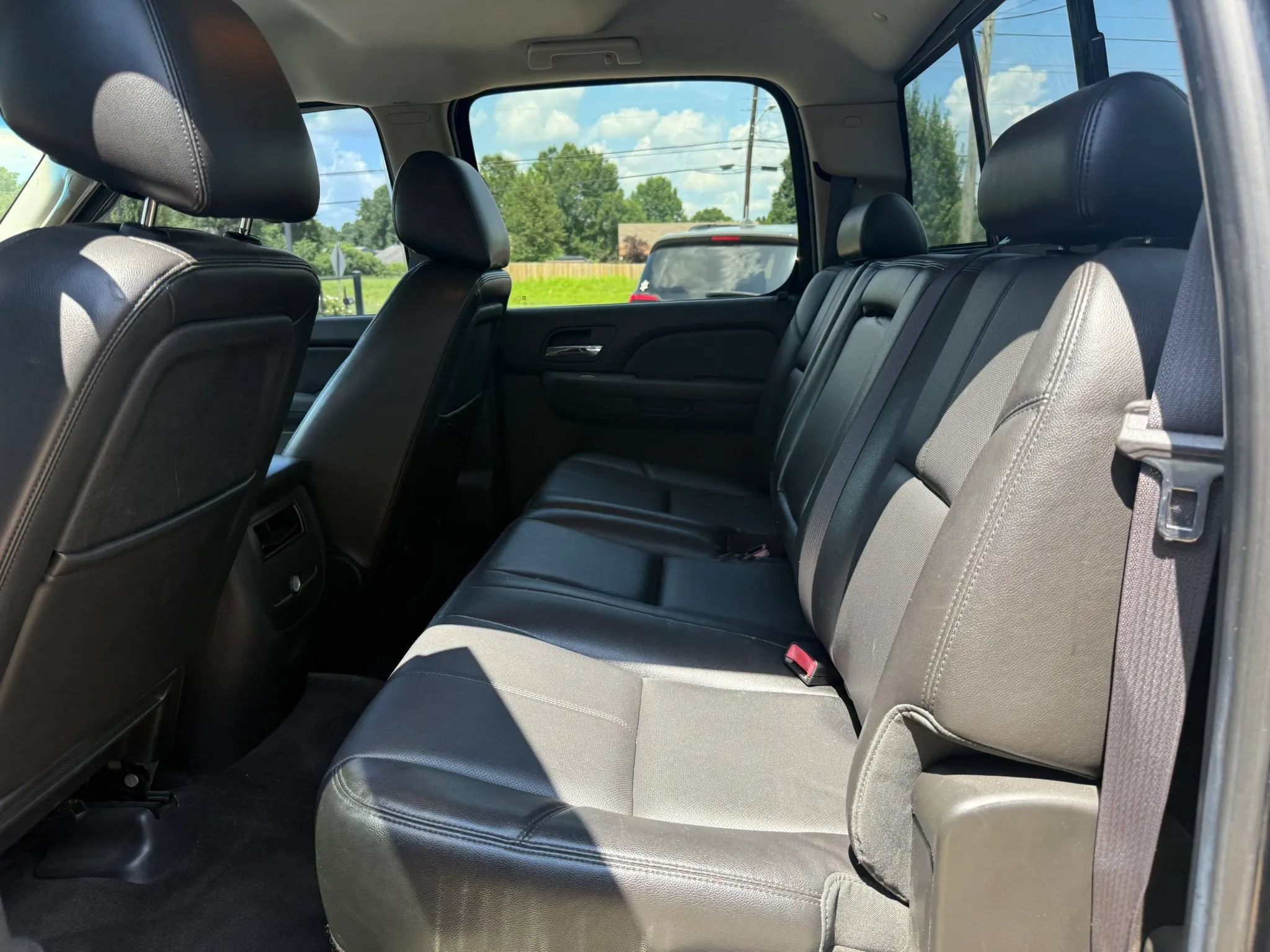 Used 2013 Chevrolet Silverado 1500 LTZ w/ LTZ Plus Package AWD/4WD image 16