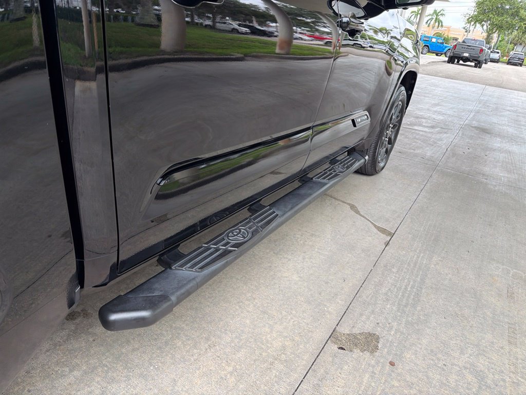 Used 2022 Toyota Tundra Platinum AWD/4WD image 21