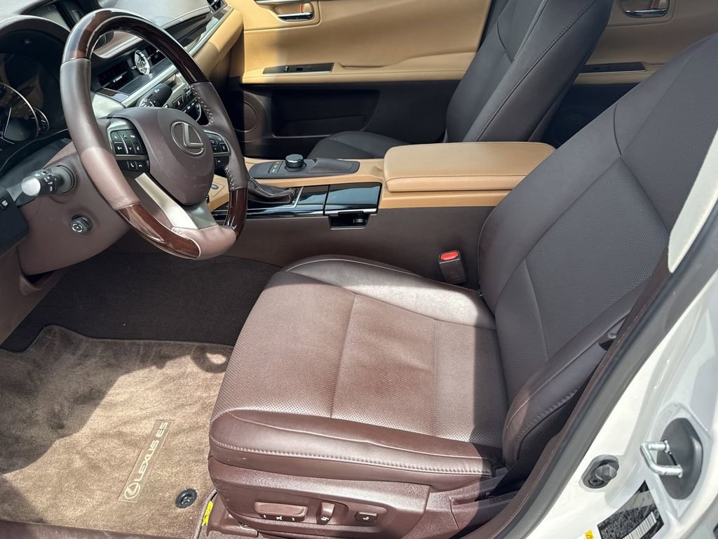 Used 2018 Lexus ES 350 w/ Premier Package FWD image 9