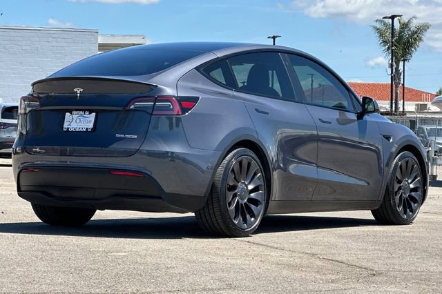 Used 2022 Tesla Model Y Performance AWD/4WD image 4