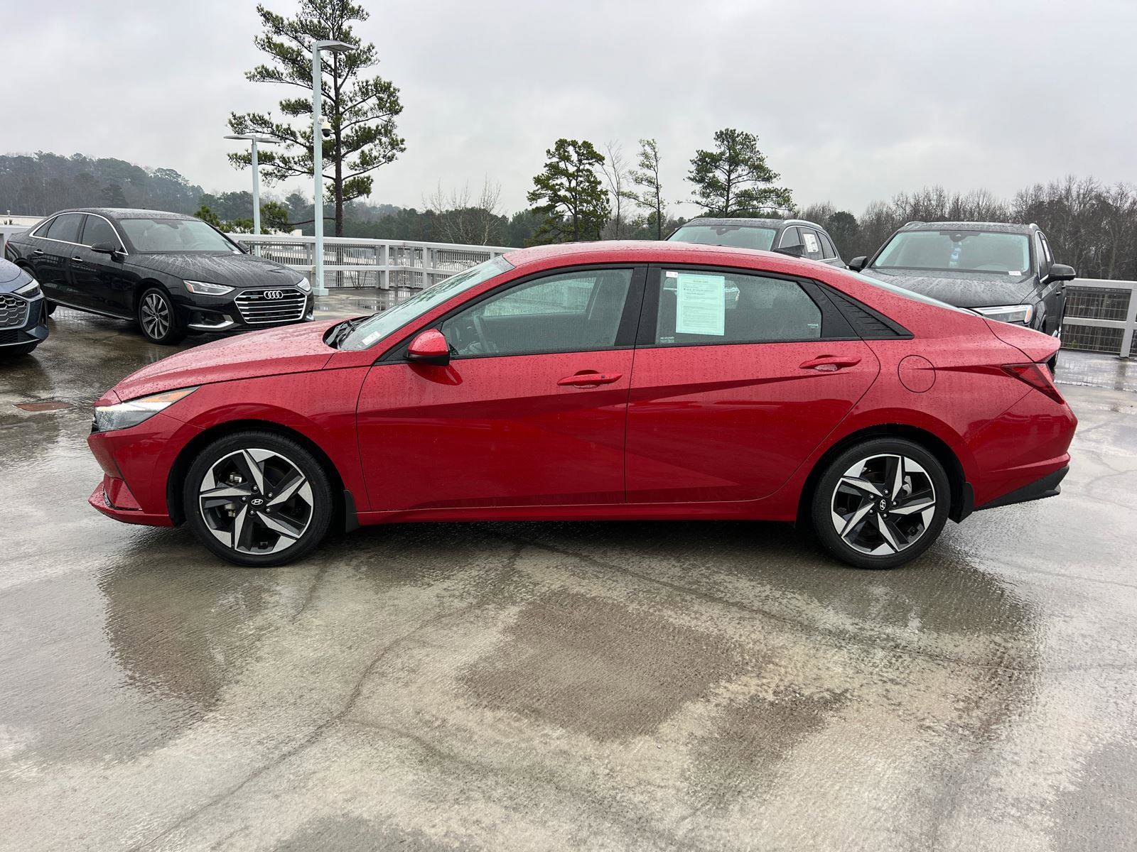 Used 2023 Hyundai Elantra SEL w/ Convenience Package image 8