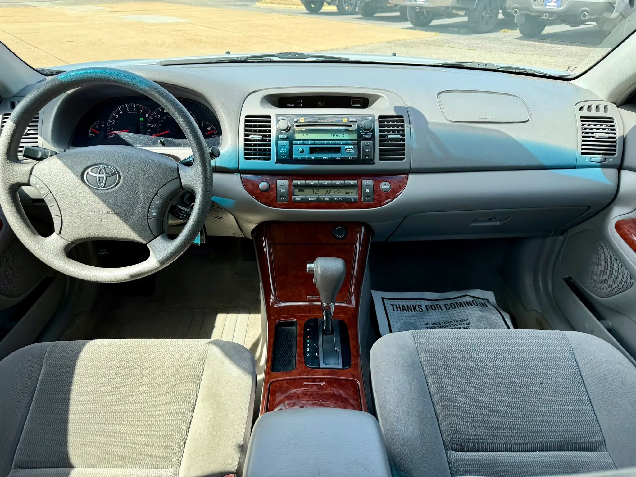 Used 2005 Toyota Camry XLE image 12