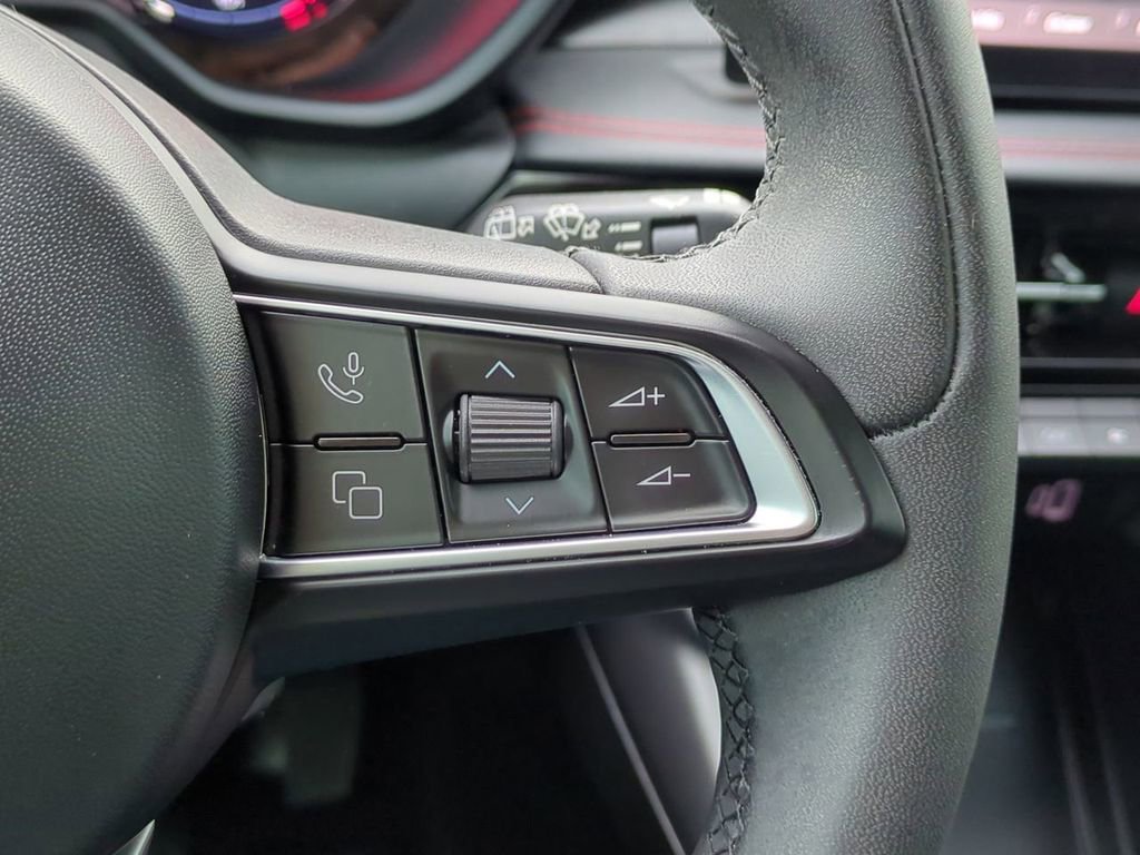 Used 2023 Dodge Hornet GT Plus w/ GT Blacktop Package image 27