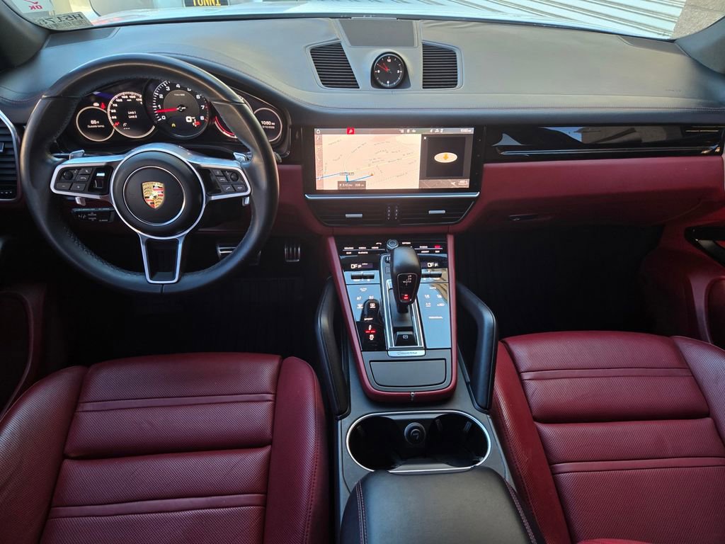 Used 2021 Porsche Cayenne S w/ Premium Package Plus image 16