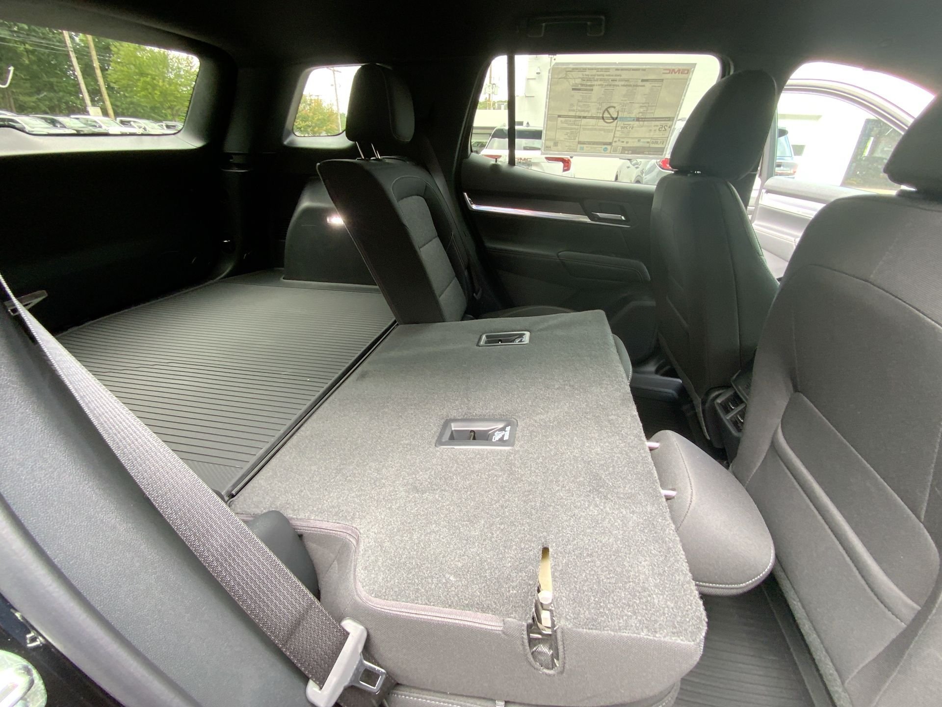 New 2027 GMC Terrain Elevation w/ LPO, Floor Liner Package AWD/4WD image 53