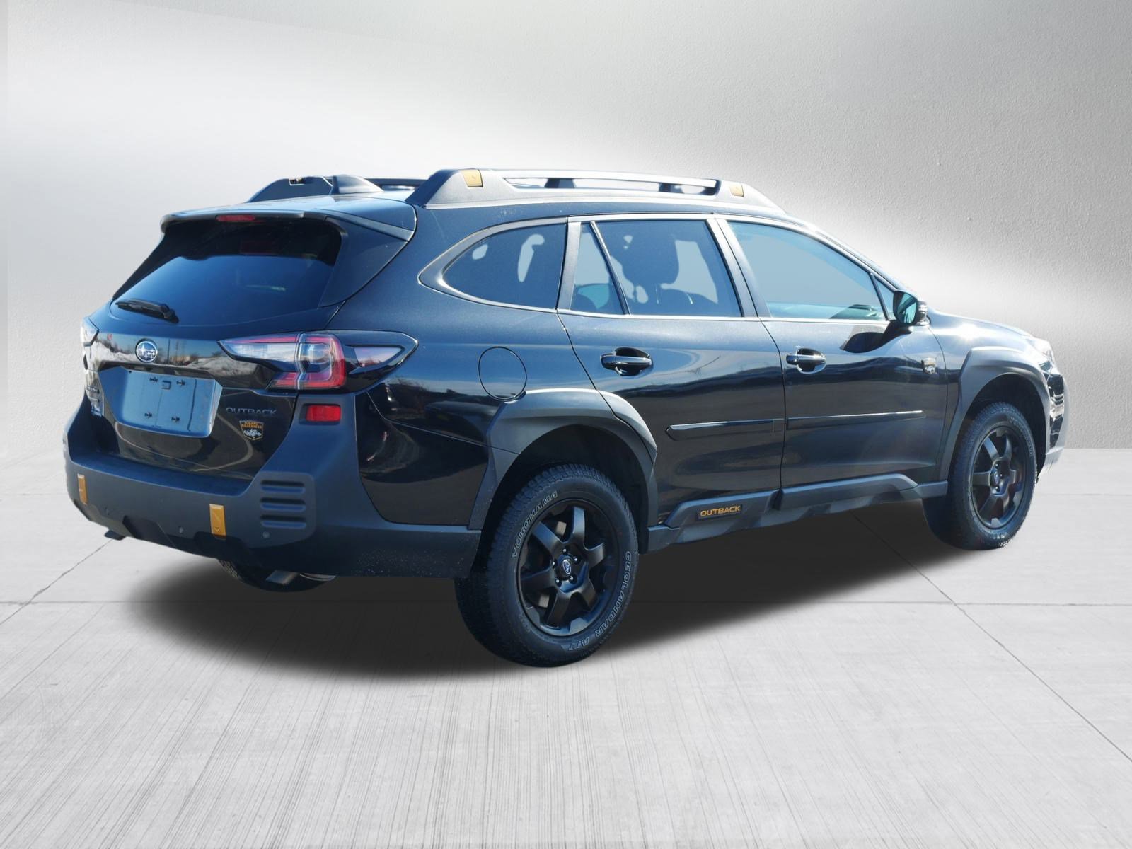 Used 2022 Subaru Outback Wilderness image 7