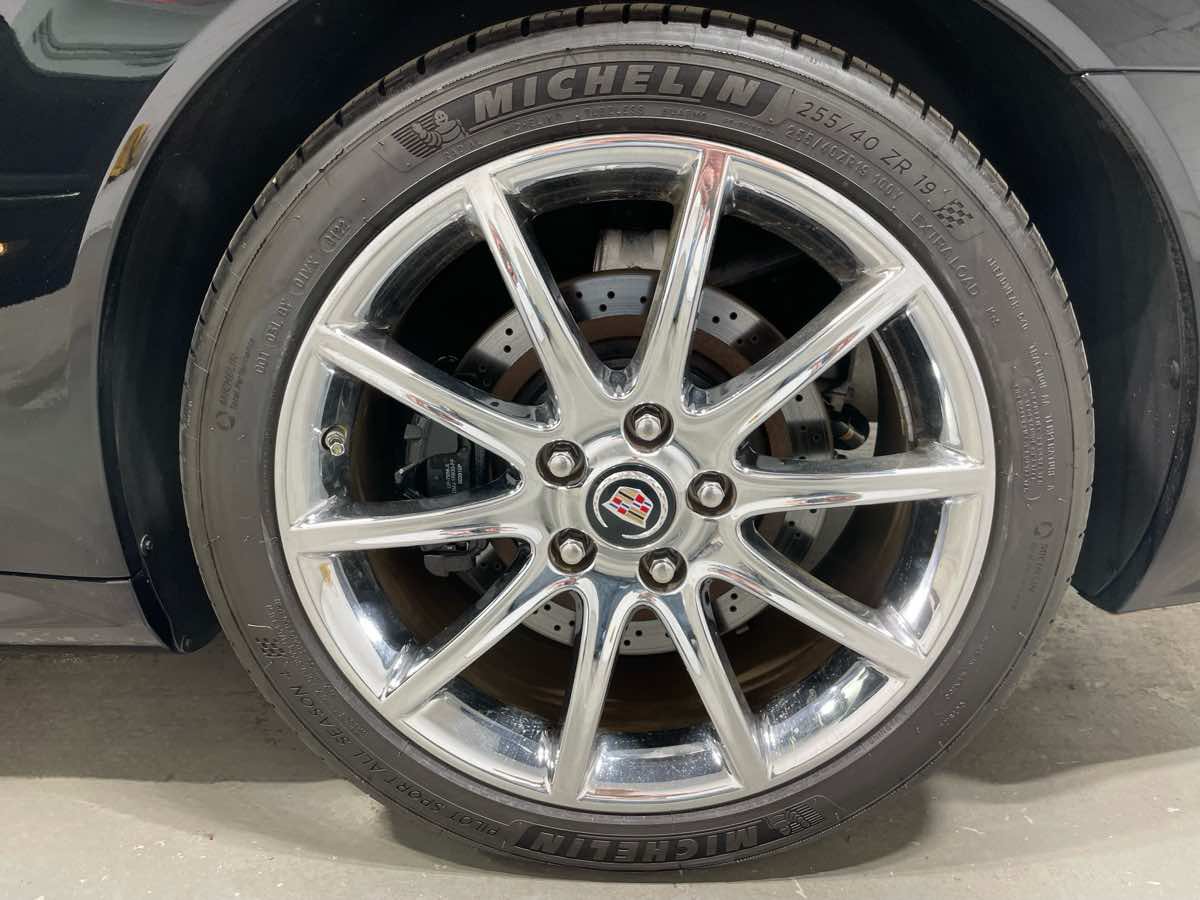 Used 2009 Cadillac XLR V RWD image 7