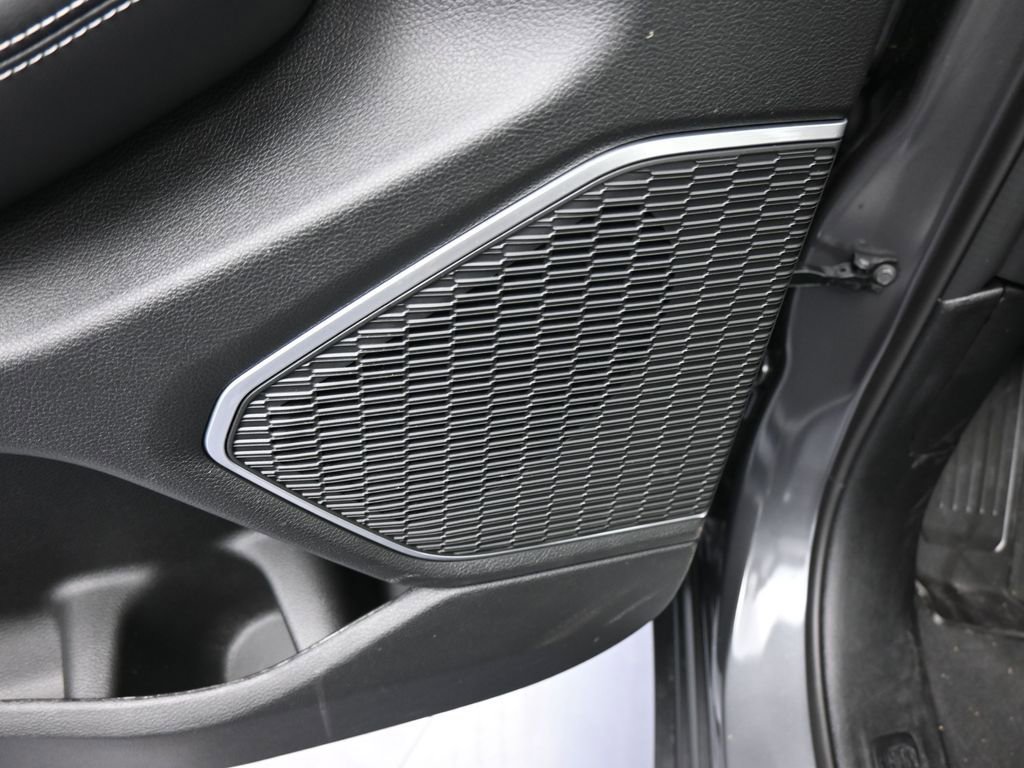 New 2026 Jeep Grand Cherokee Limited RWD image 14