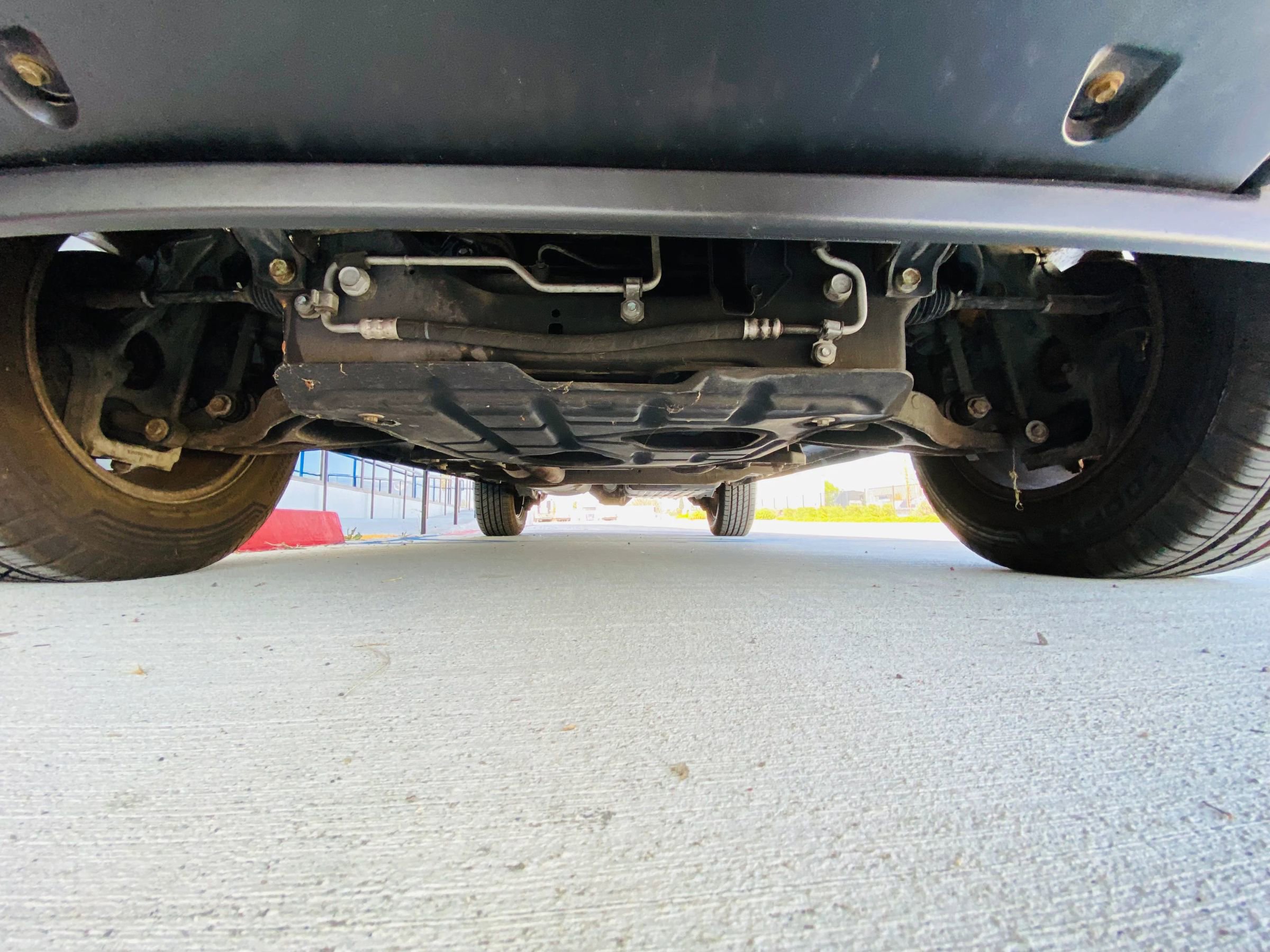 Used 2010 Jeep Commander Sport w/ Sun/Sound Group RWD image 38