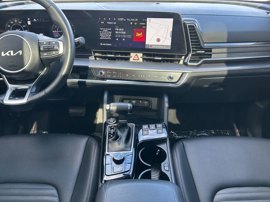Used 2024 Kia Sportage SX image 12