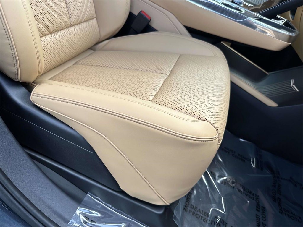 New 2026 Cadillac Escalade IQ Sport 2 w/ LPO, ONYX Package image 9
