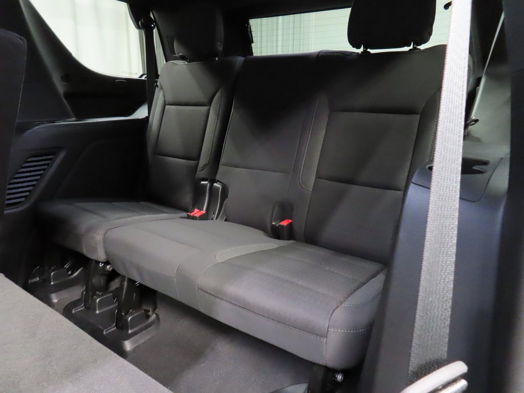 Used 2023 GMC Yukon SLE image 13