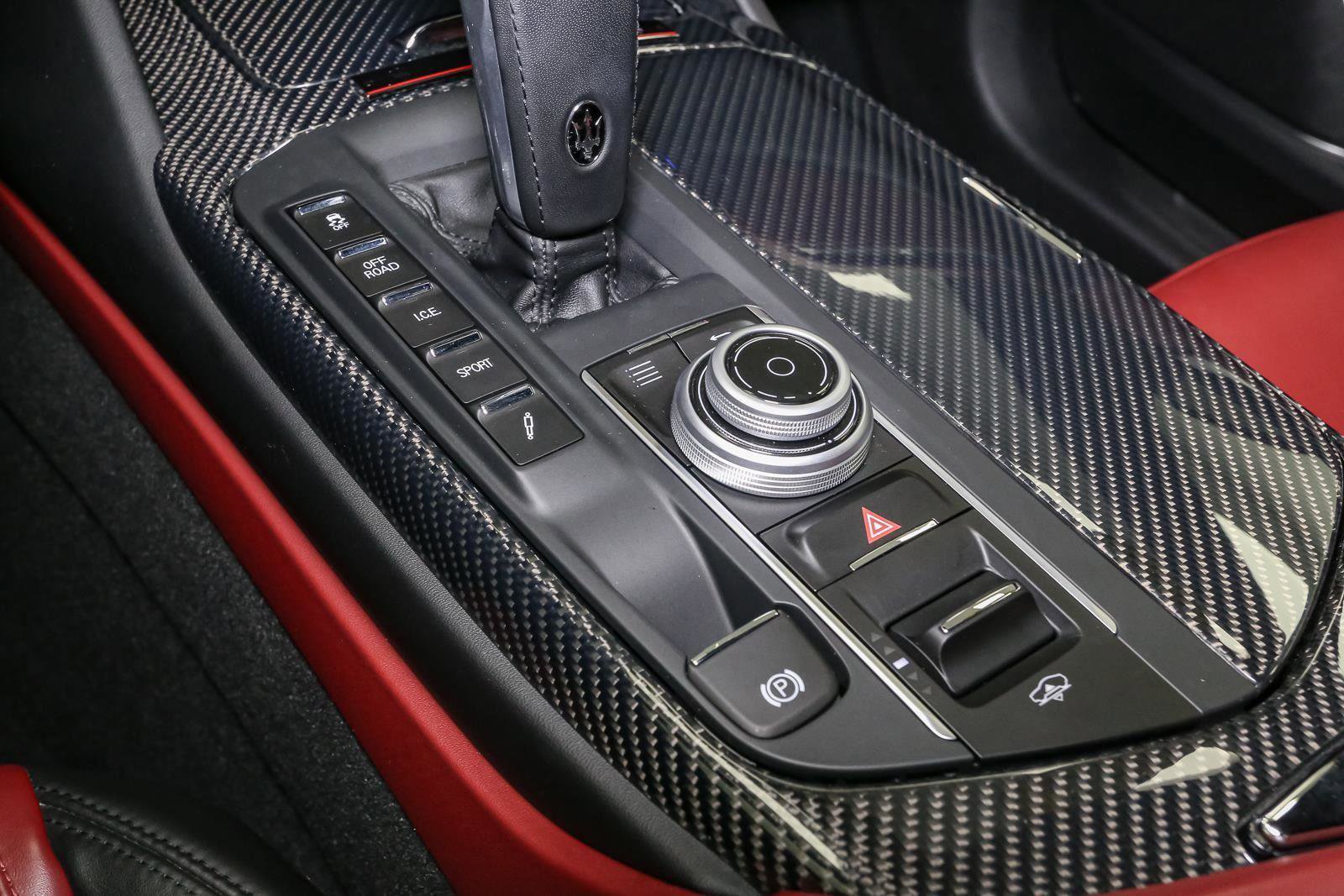 Used 2020 Maserati Levante S GranSport image 38