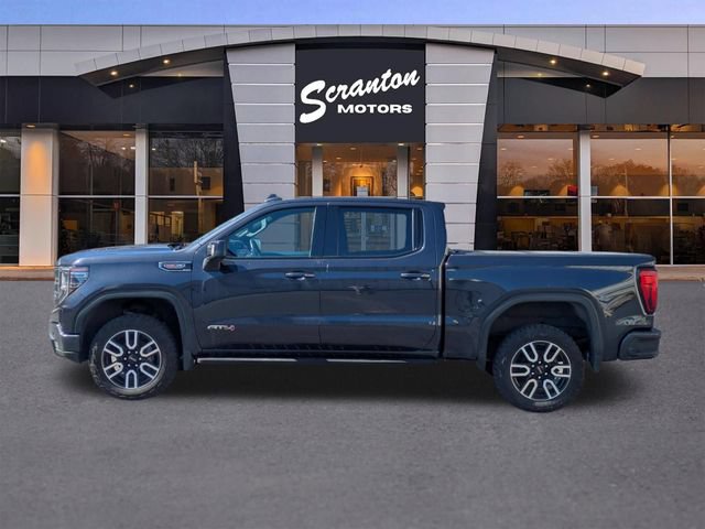 Certified 2022 GMC Sierra 1500 AT4 w/ AT4 Premium Package AWD/4WD image 2