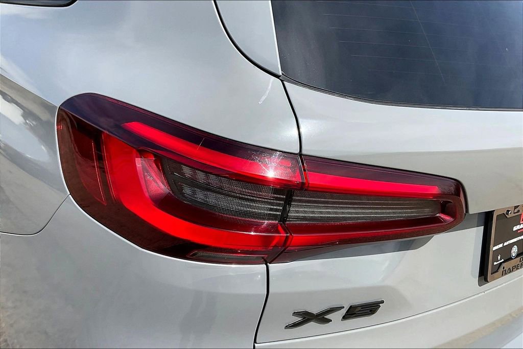 Used 2021 BMW X5 xDrive40i w/ M Sport Package image 23