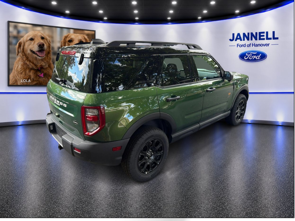 Used 2025 Ford Bronco Sport Badlands AWD/4WD image 6