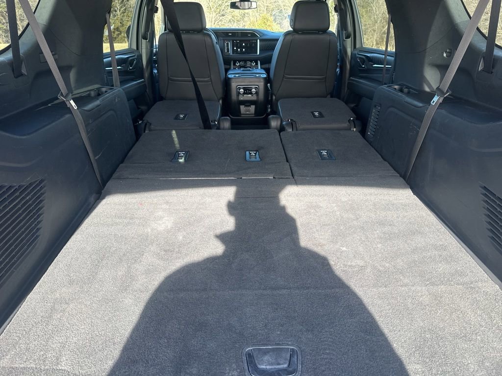 Used 2022 GMC Yukon XL Denali image 43