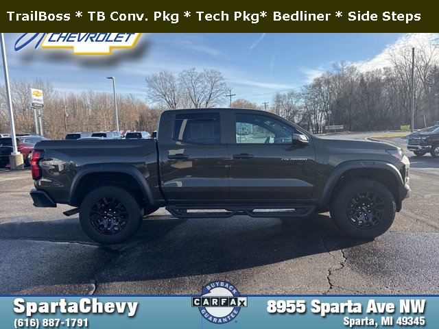 Used 2025 Chevrolet Colorado Trail Boss image 2