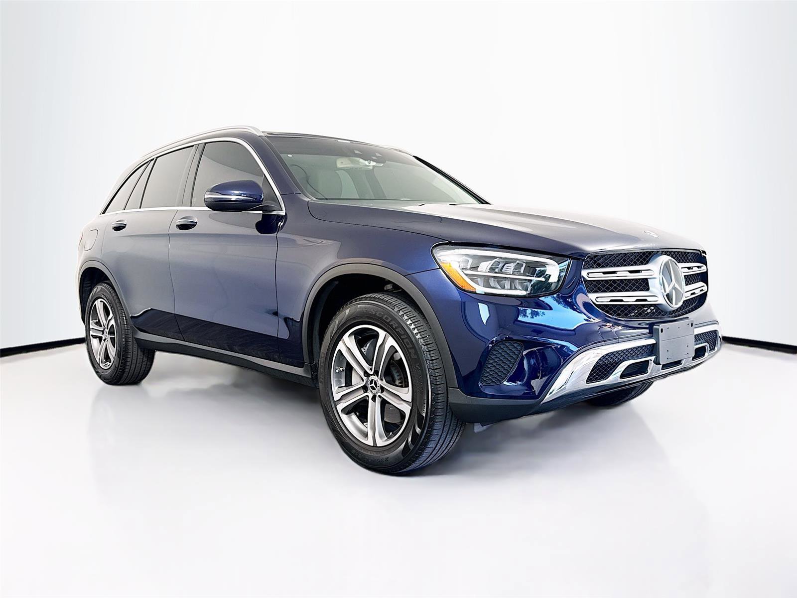 Used 2020 Mercedes-Benz GLC 300 4MATIC image 35