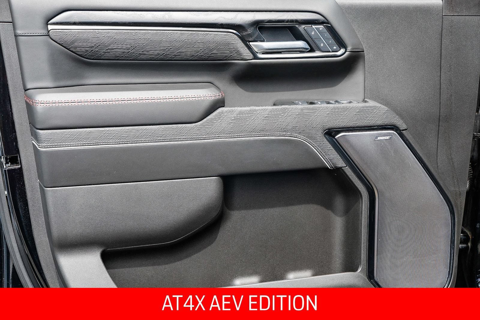 Used 2025 GMC Sierra 2500 AT4X w/ AT4X AEV Edition AWD/4WD image 22