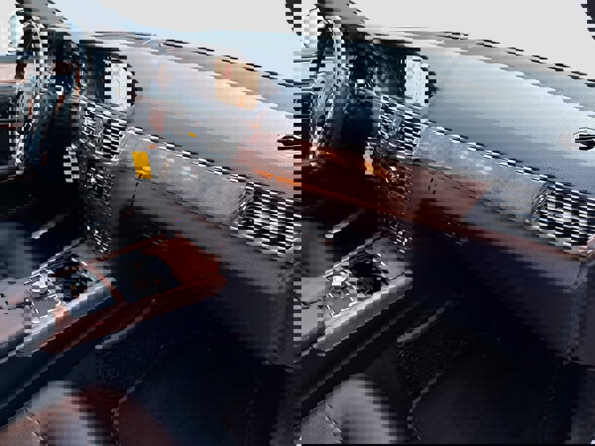 Used 2013 Mercedes-Benz E 350 4MATIC Wagon image 28