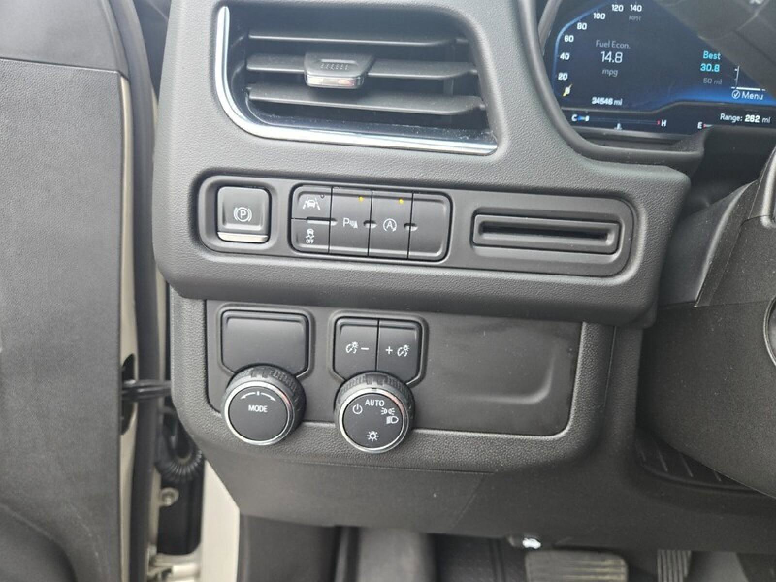 Used 2024 Chevrolet Tahoe Premier image 15