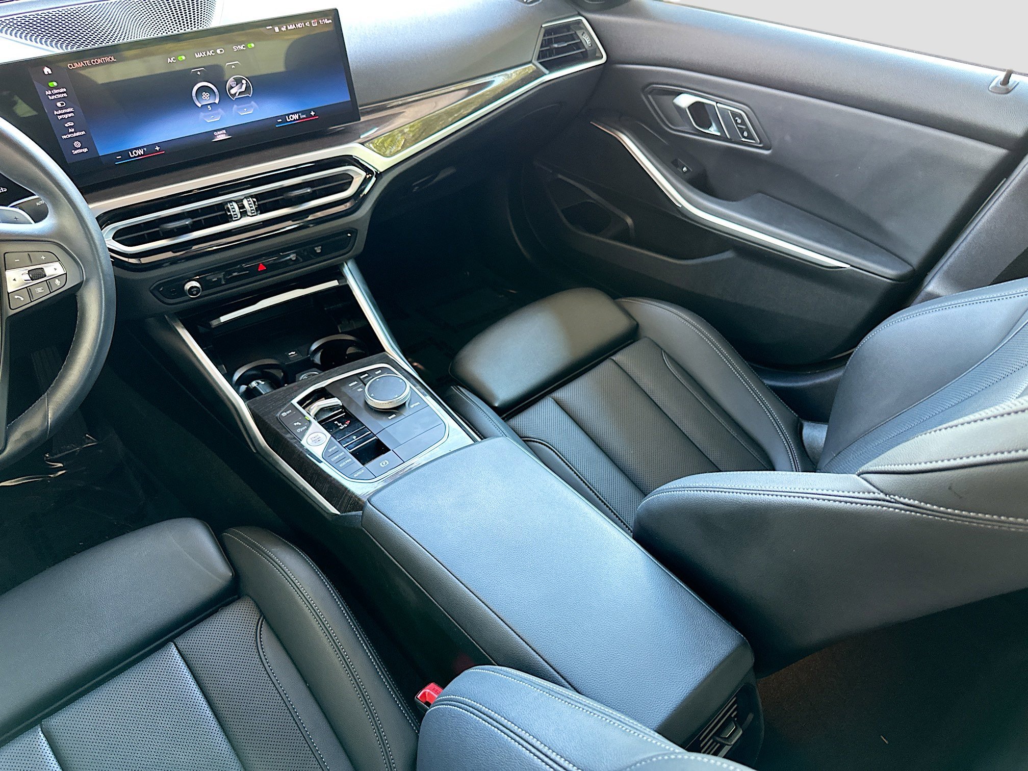 Certified 2023 BMW 330i Sedan w/ Driving Assistance Package RWD image 23