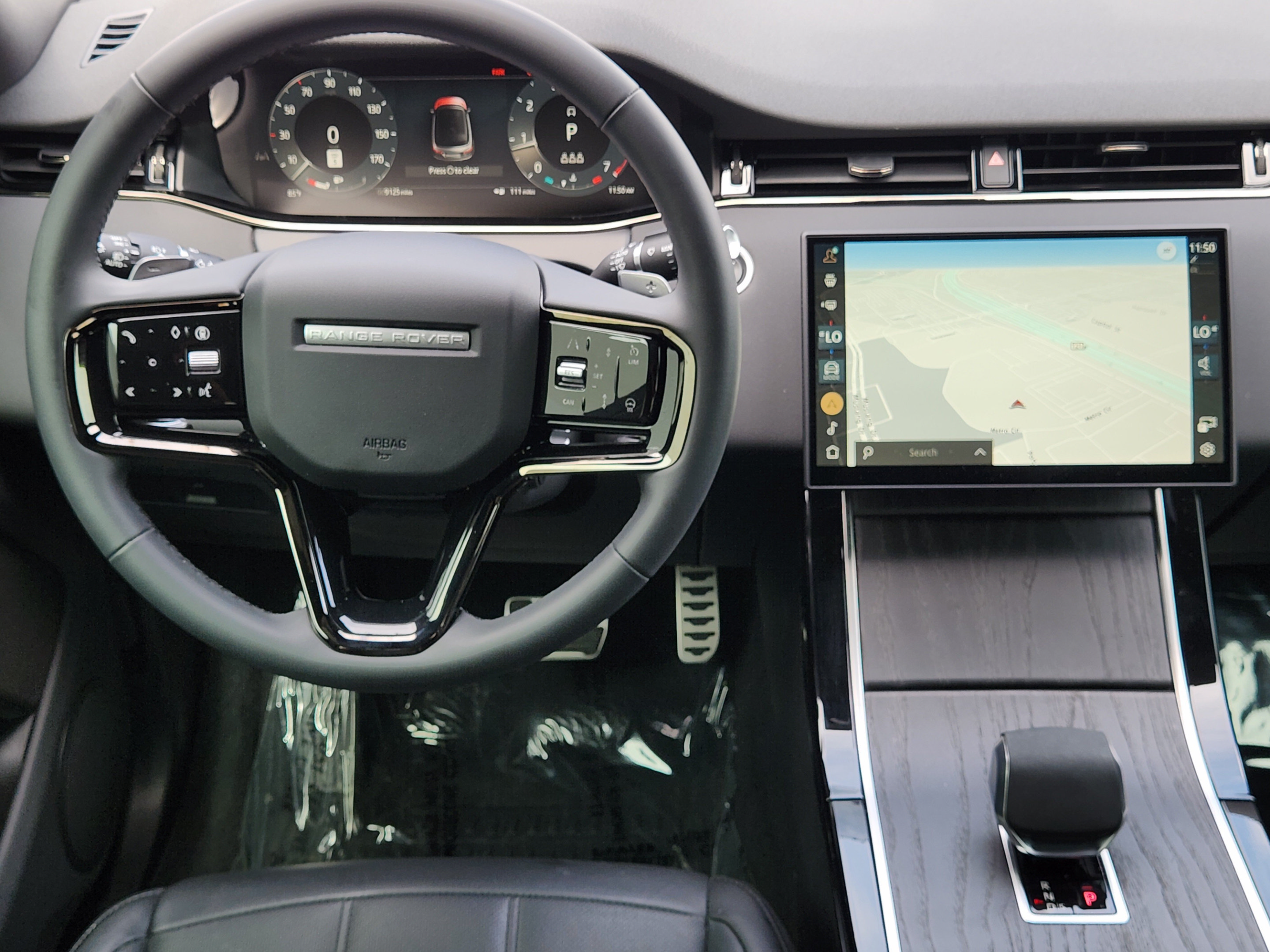 Certified 2026 Land Rover Range Rover Evoque Dynamic SE AWD/4WD image 28