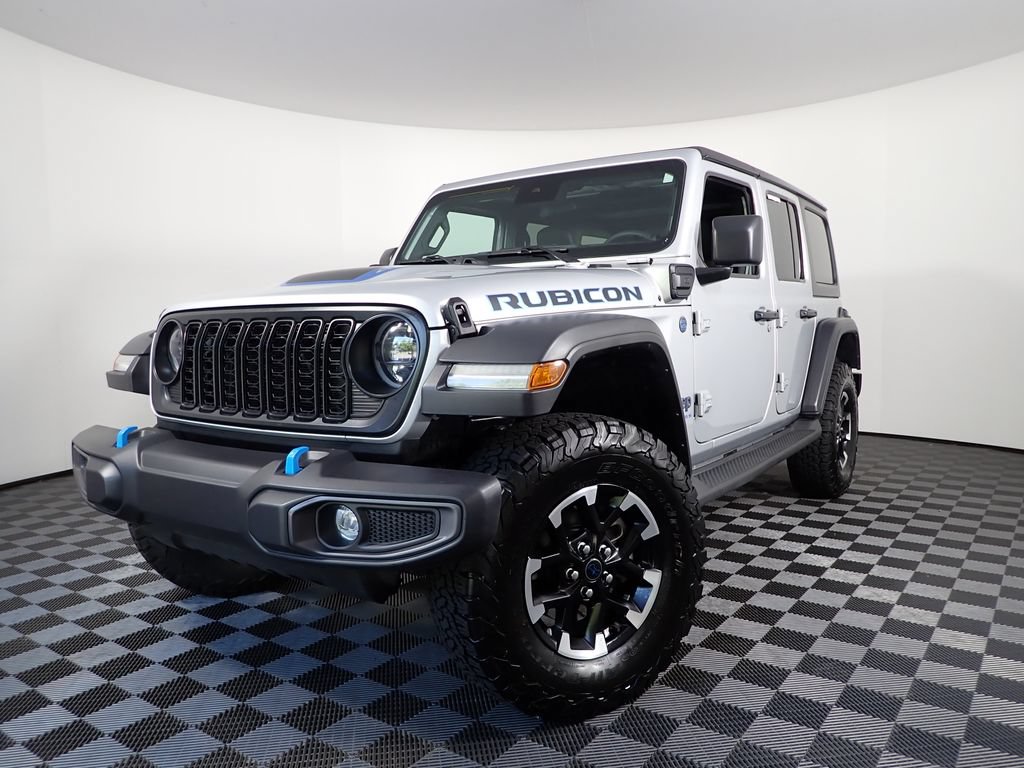 Used 2024 Jeep Wrangler Unlimited Rubicon 4xe w/ Convenience Group AWD/4WD image 2