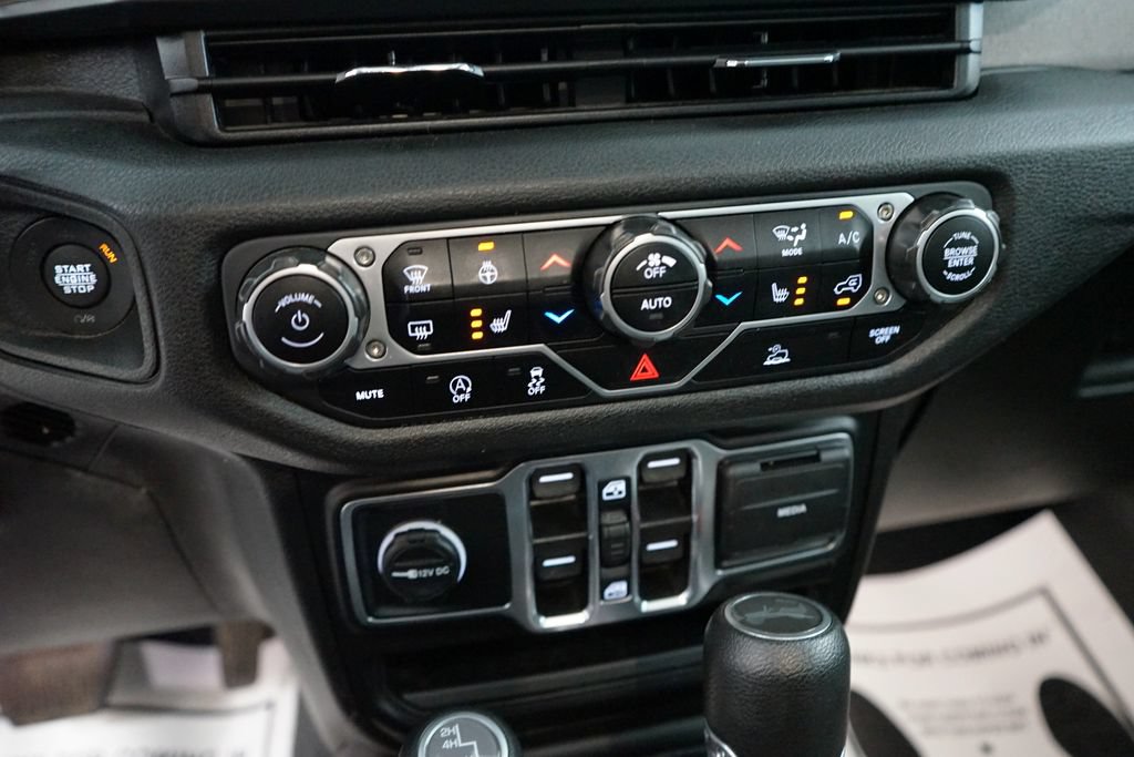 Used 2024 Jeep Wrangler Unlimited Sport AWD/4WD image 37