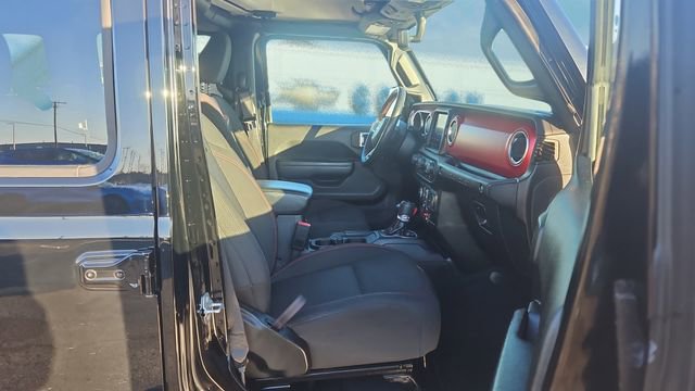 Used 2023 Jeep Wrangler Unlimited Rubicon w/ Cold Weather Group image 14