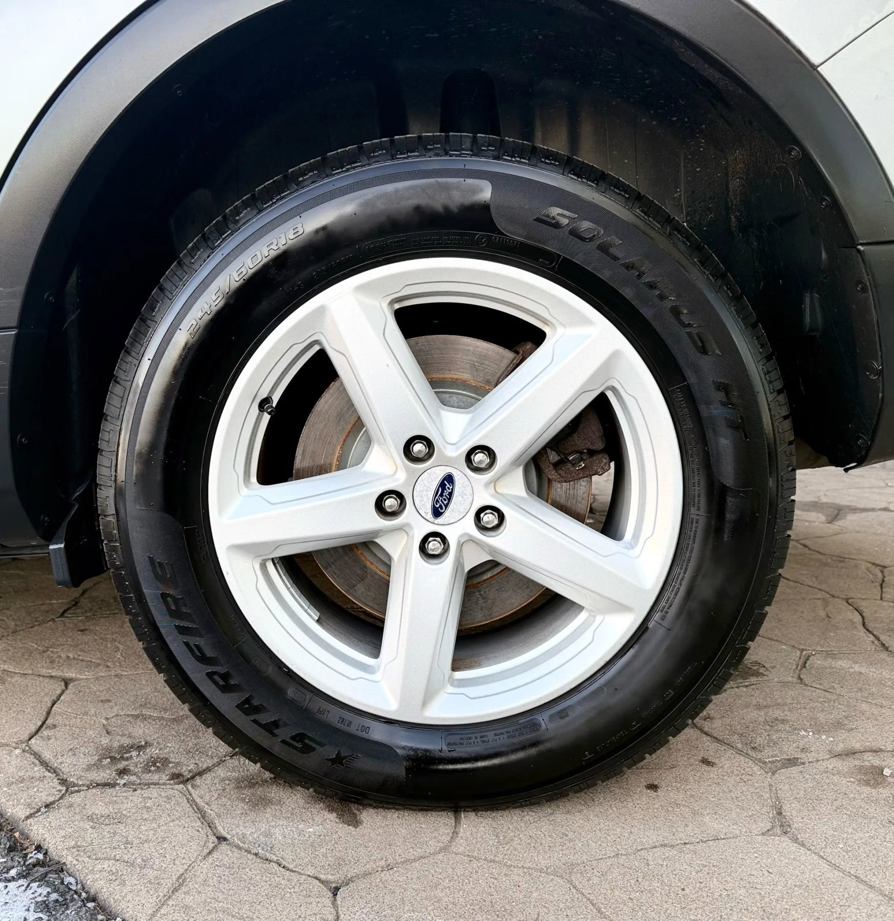 Used 2016 Ford Explorer XLT w/ Equipment Group 202A image 63