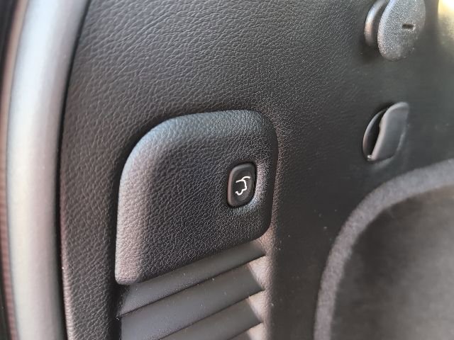 Used 2020 Jeep Grand Cherokee Altitude image 28