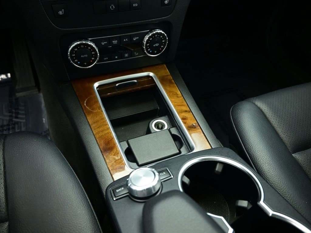 Used 2015 Mercedes-Benz GLK 350 4MATIC image 23