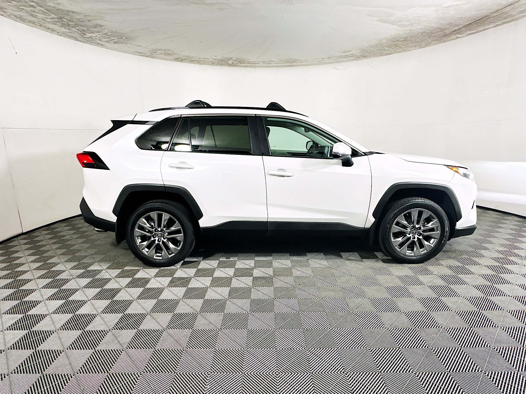 Used 2024 Toyota RAV4 XLE Premium w/ Weather Package FWD image 2