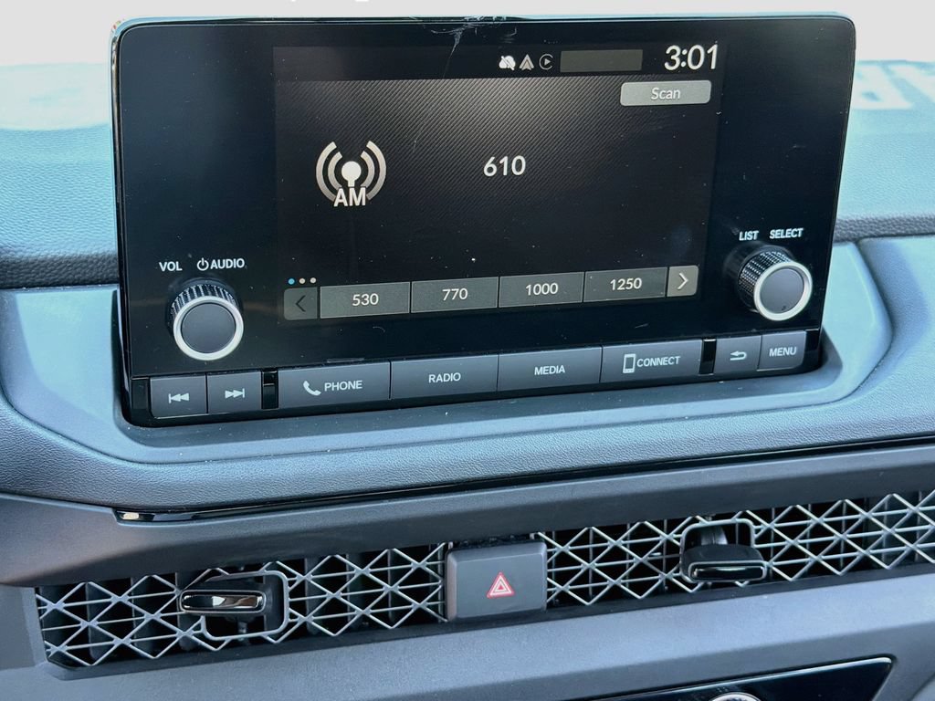 Used 2025 Honda Accord LX image 31